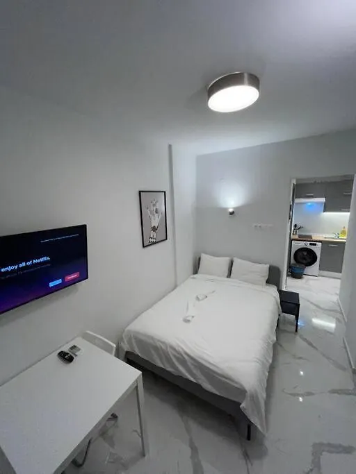 Aegean Blue Apartments 2# The Luxury Suite -Studio Thessaloniki